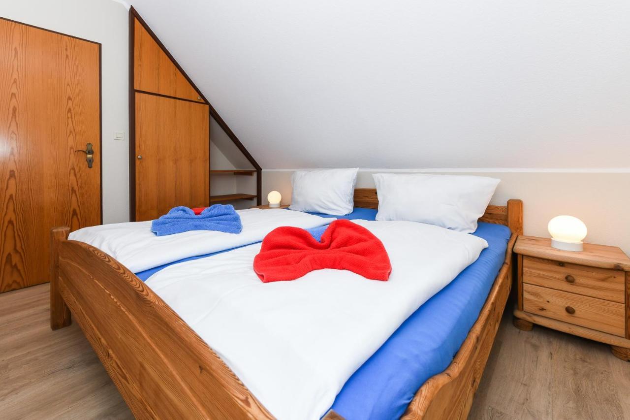 Ferienwohnung Langeoog Inselhaus Am Deich Neuharlingersiel Exterior foto